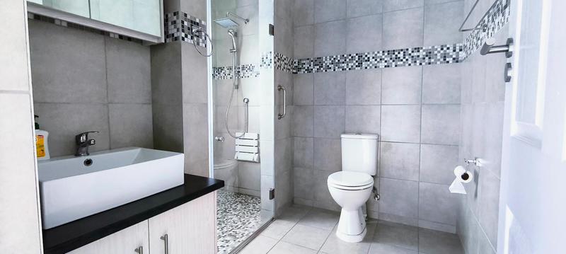 1 Bedroom Property for Sale in Blue Mountain Village Western Cape